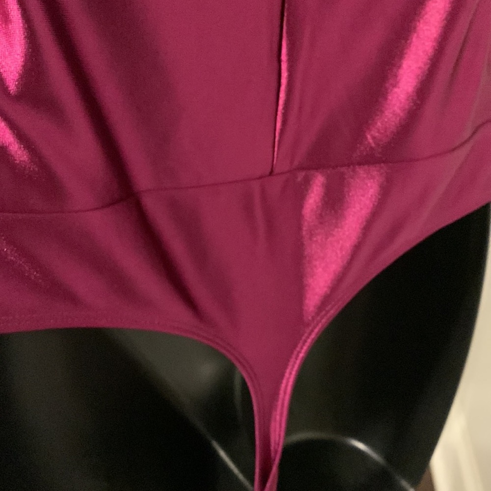 Express Magenta Satin Off The Shoulder Thong Bodysuit Size XS NWT - Picture 9 of 15